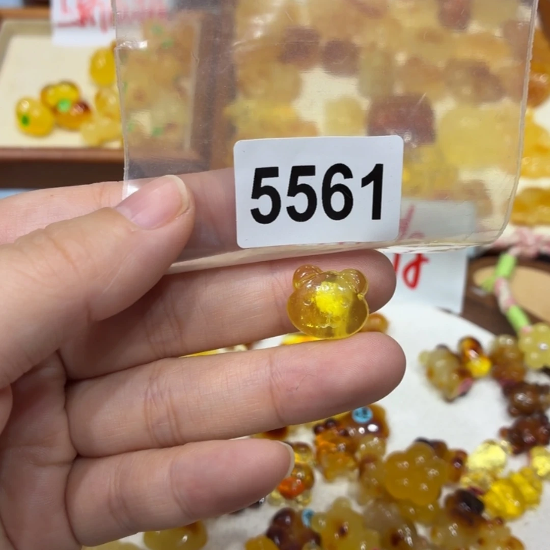 琥珀未镶嵌珠宝奇石