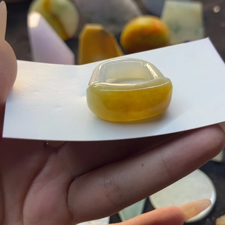 定制翡翠未镶嵌翡翠定制