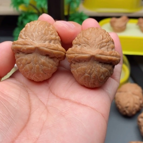 把件文玩核桃舍利子