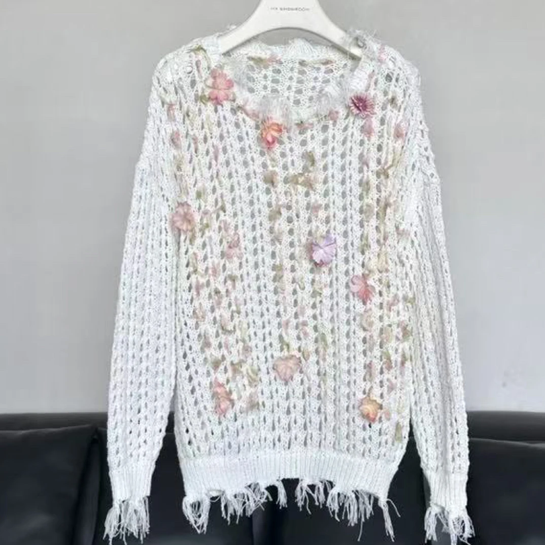 233镂空花朵针织打底衫