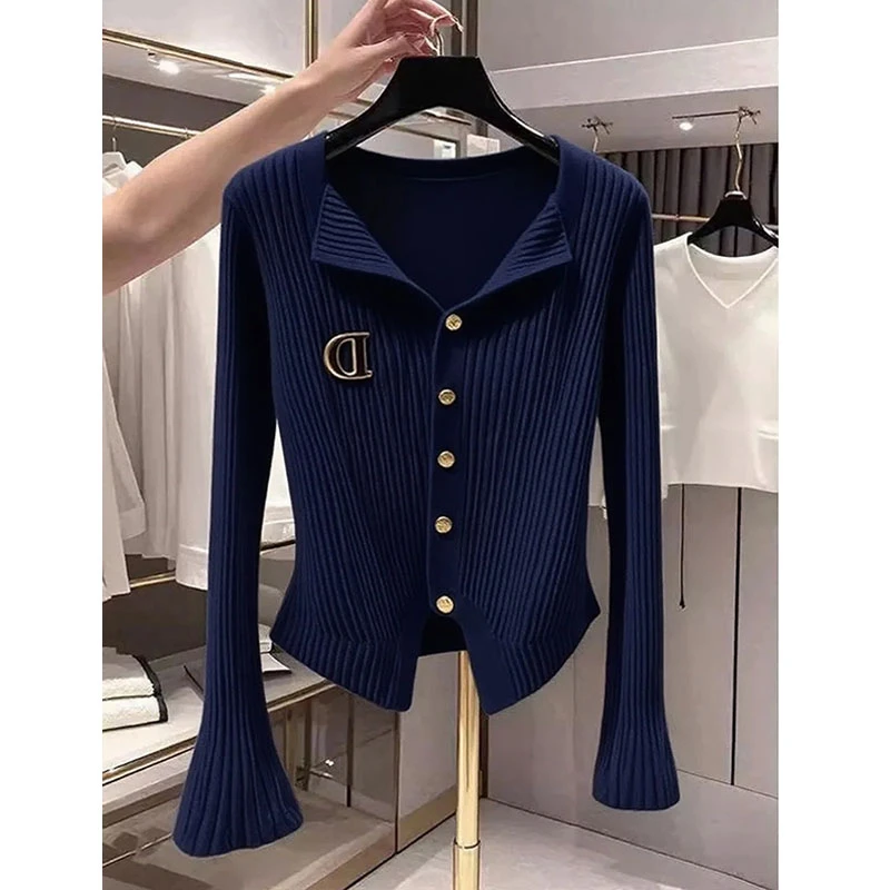 法式纯欲慵懒风藏蓝色喇叭袖针织衫女早秋新款高级感洋气毛衣上衣