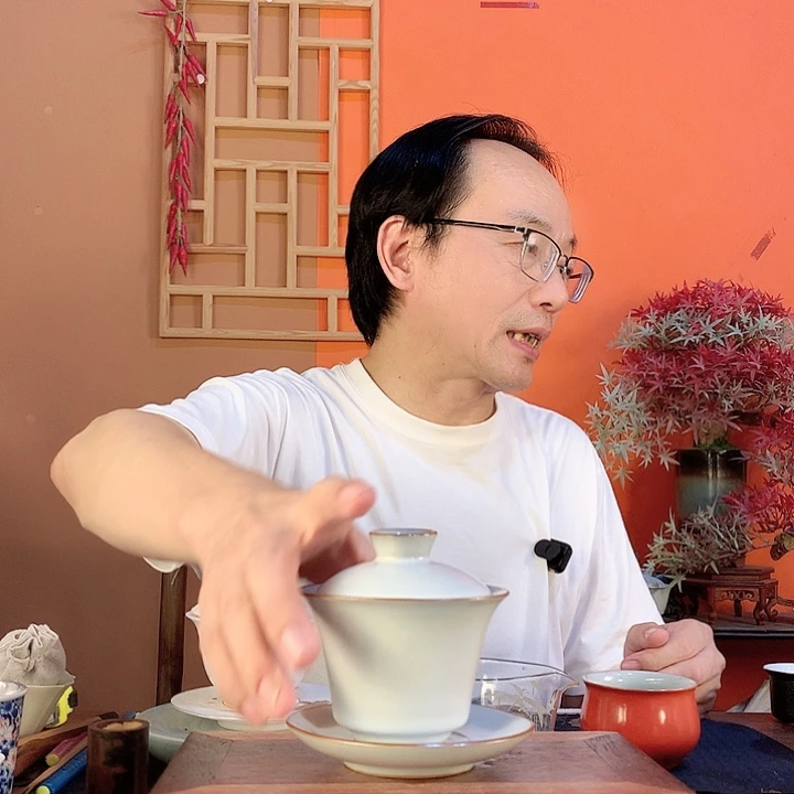 汝窑月白盖碗8528828858855