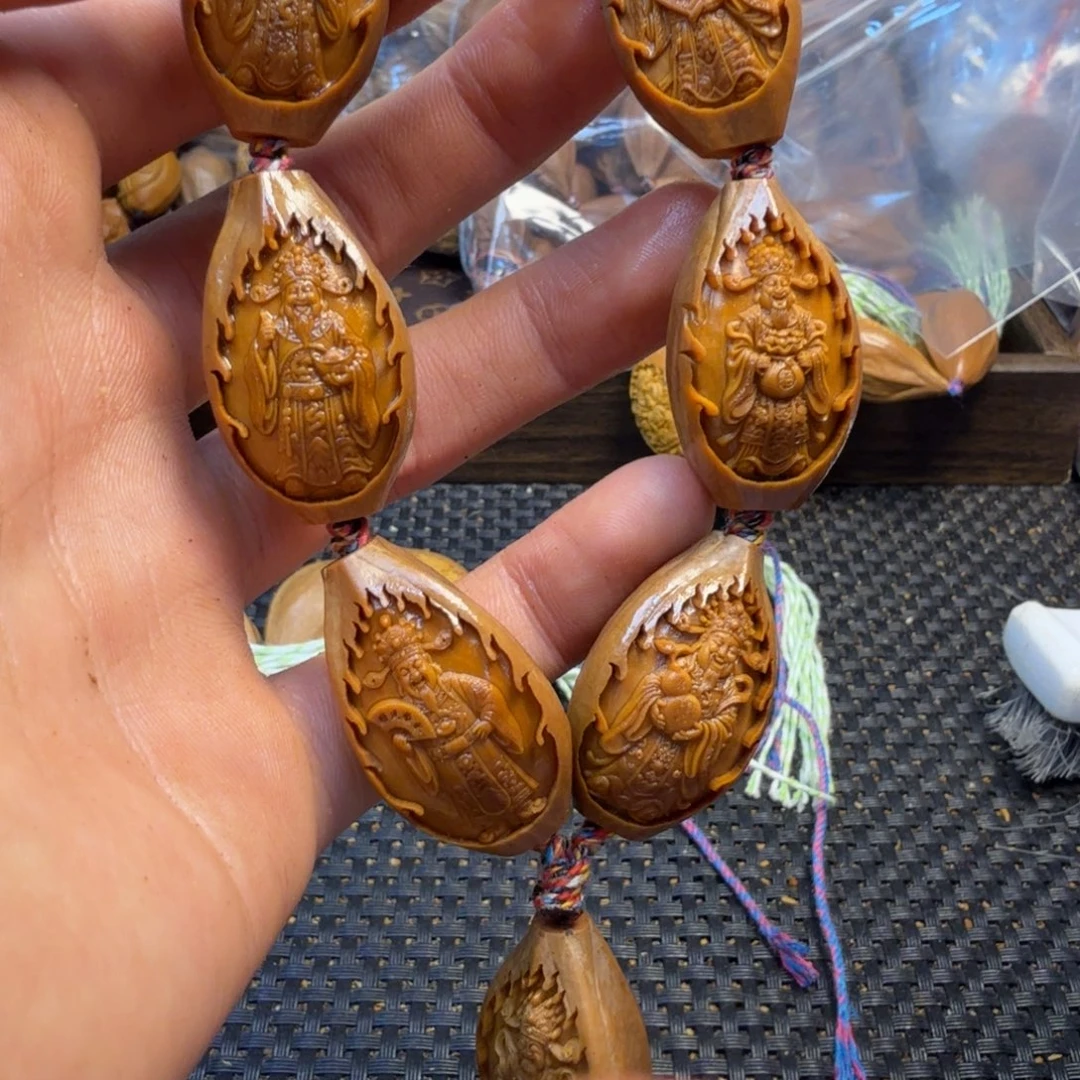 橄榄核手串/手链八大财神
