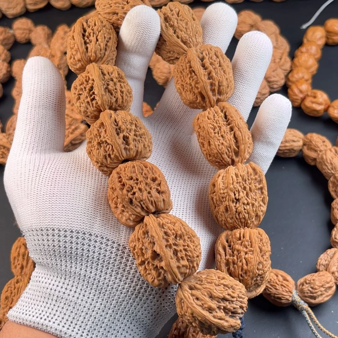 恒***然文玩核桃吊坠南疆核桃