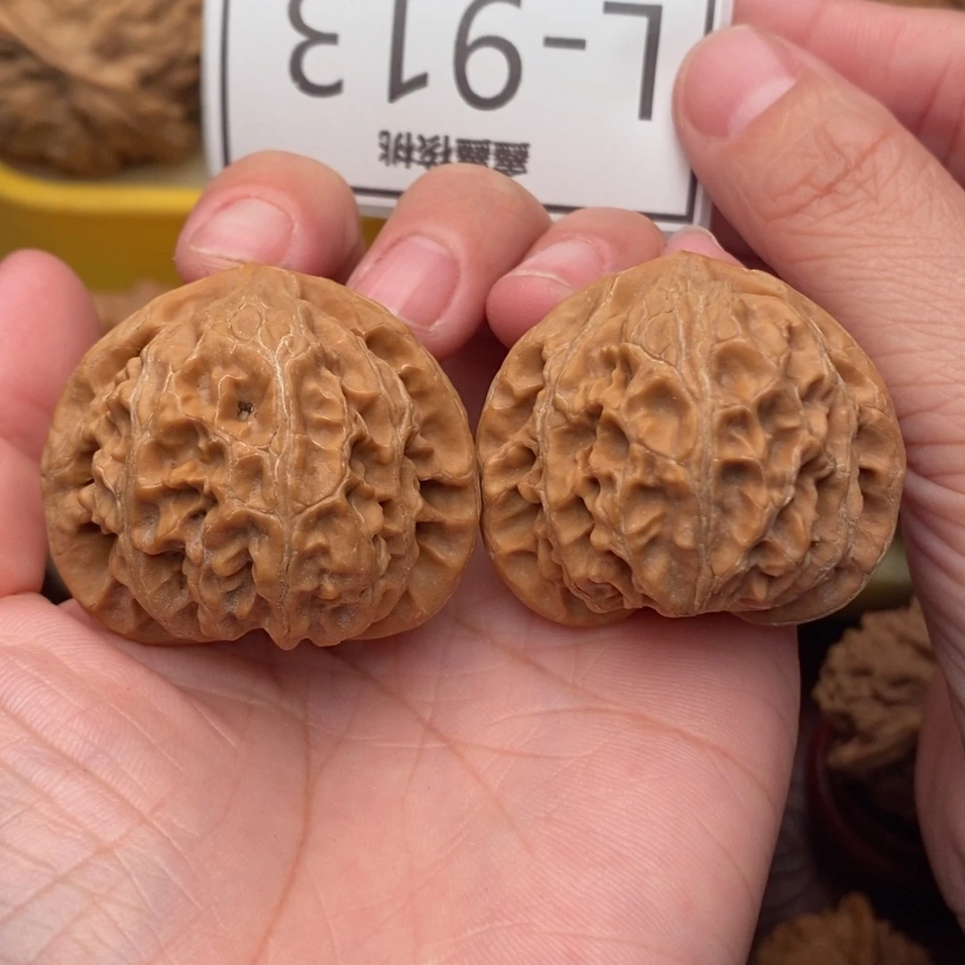 文玩核桃把件宫灯41….