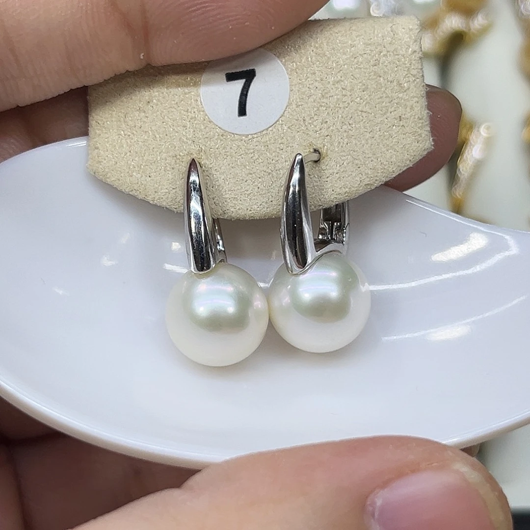 颈饰银S925镶嵌淡水珍珠