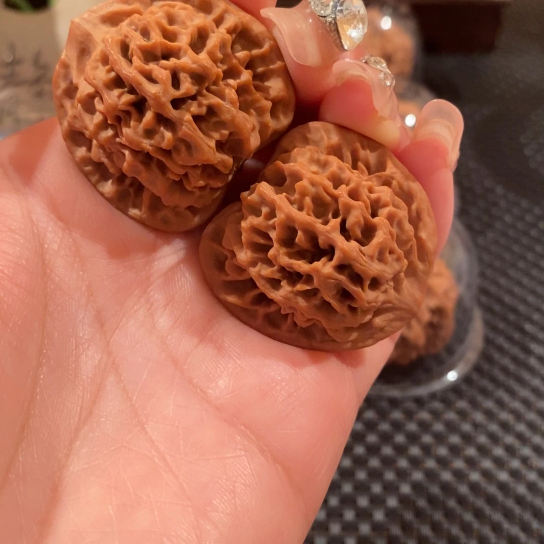 文玩核桃吊坠37.5全品秦闷