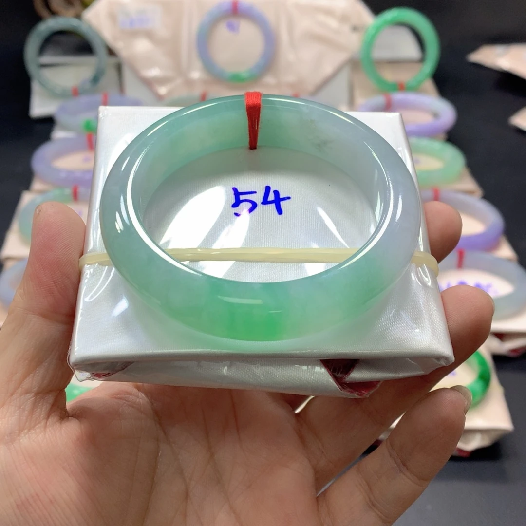 翡翠未镶嵌手镯55圈口