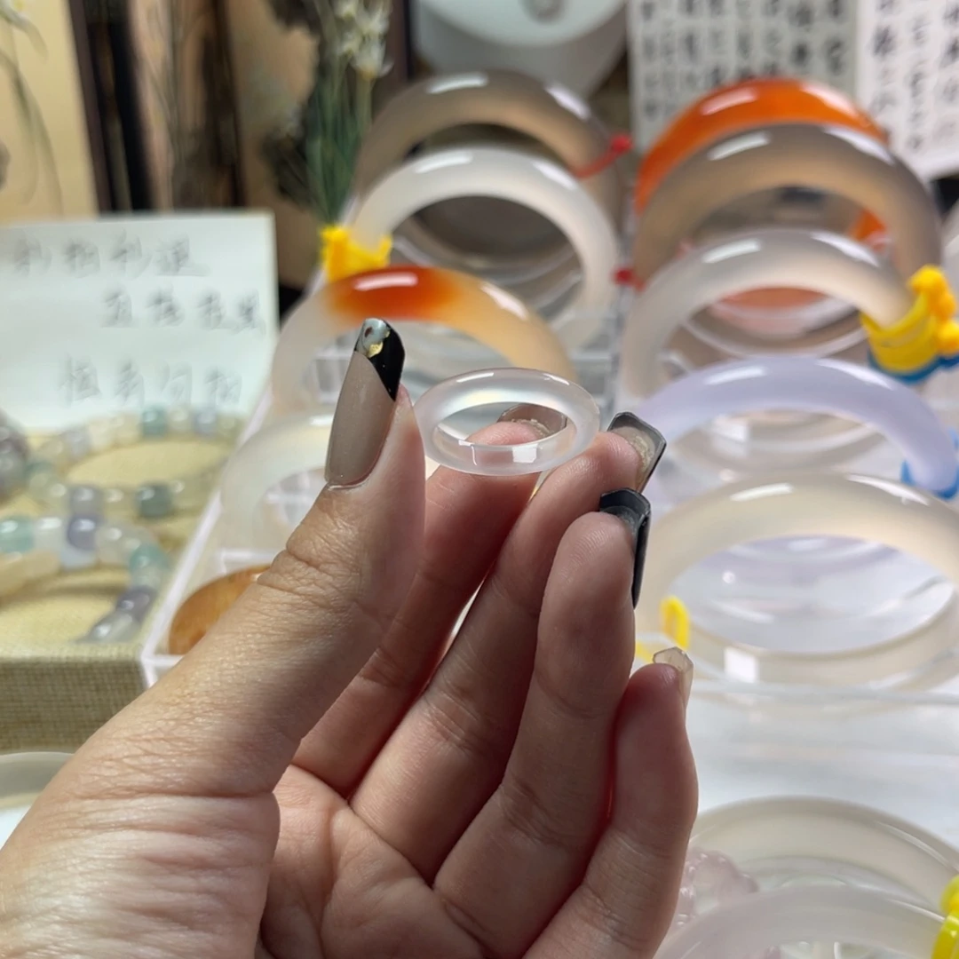 玛瑙/玉髓未镶嵌手镯