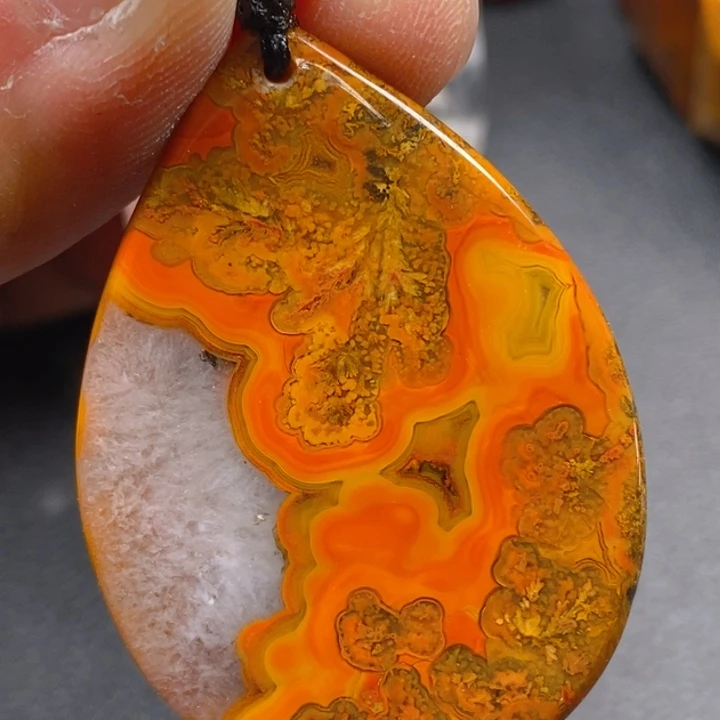 玛瑙/玉髓颈饰未镶嵌平****，