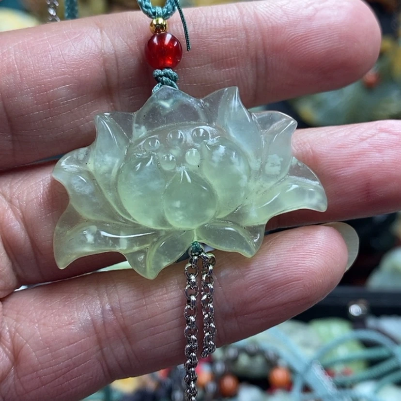 【闪购商品】蛇纹石玉未镶嵌吊坠