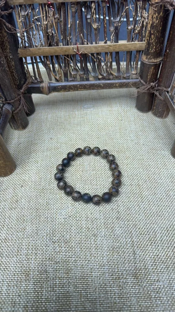 B61龙二文玩成品木串