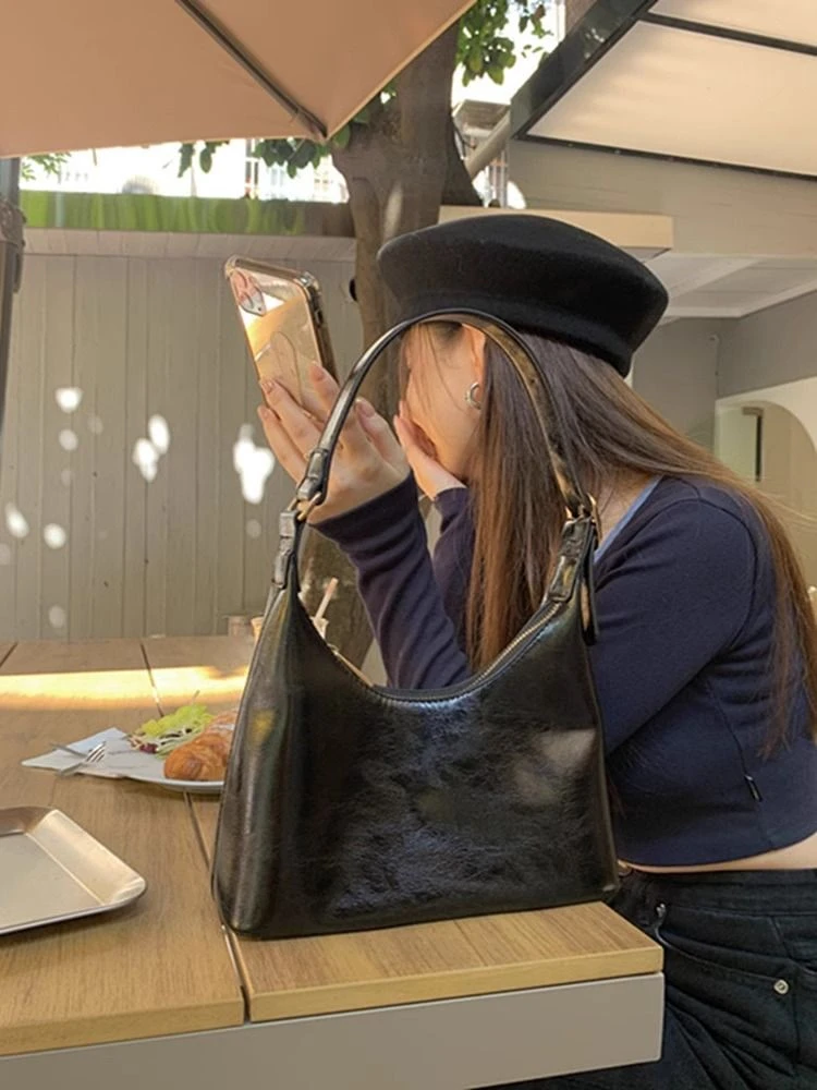 春夏百搭小包包女2025新款高级质感ins小众设计单肩手提包腋下包