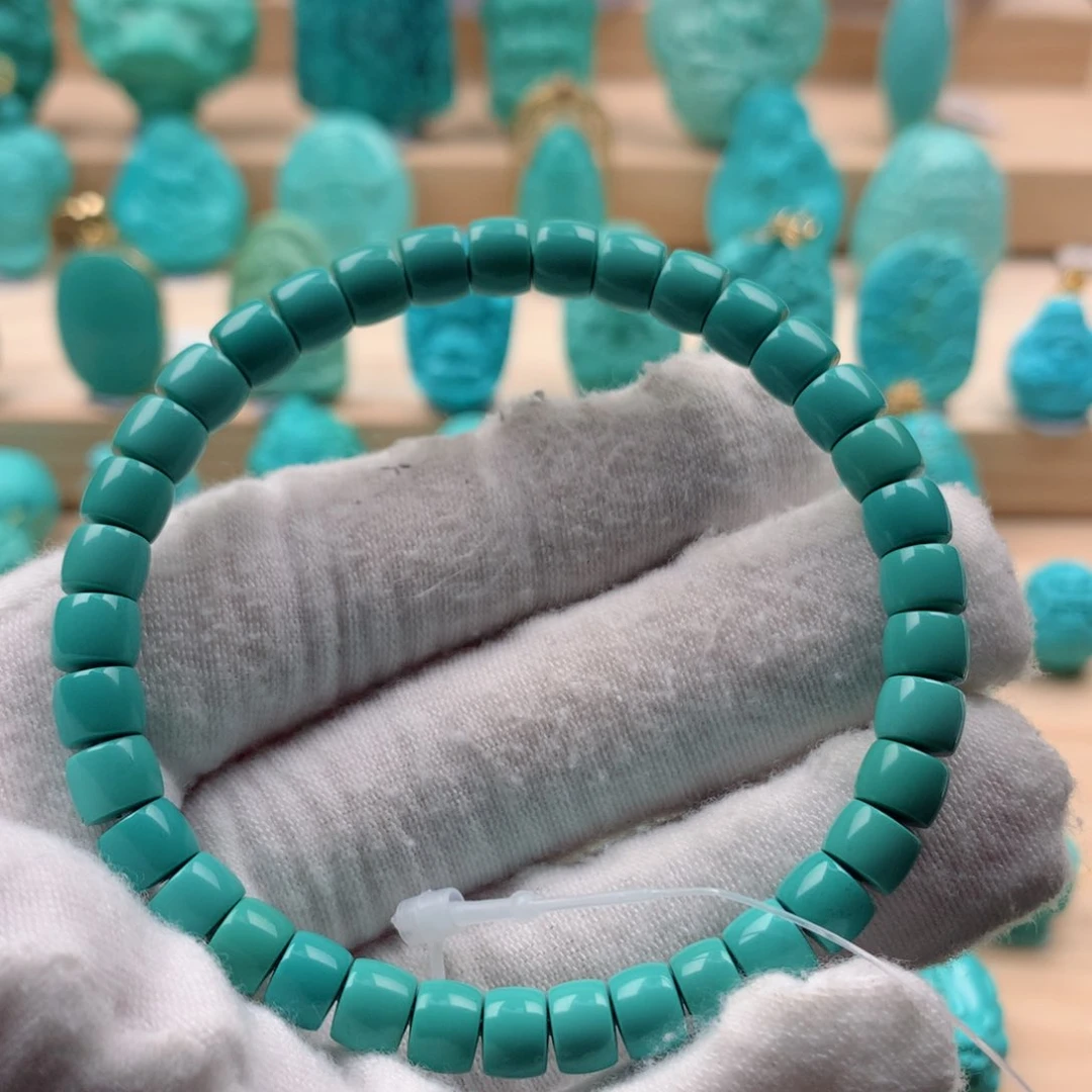 绿松石配饰未镶嵌