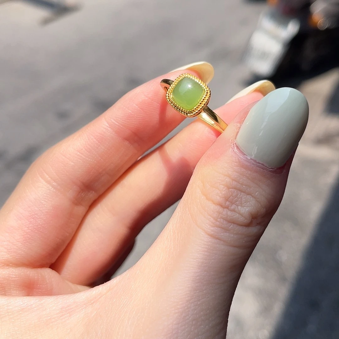 和田玉戒指银S925镶嵌一个