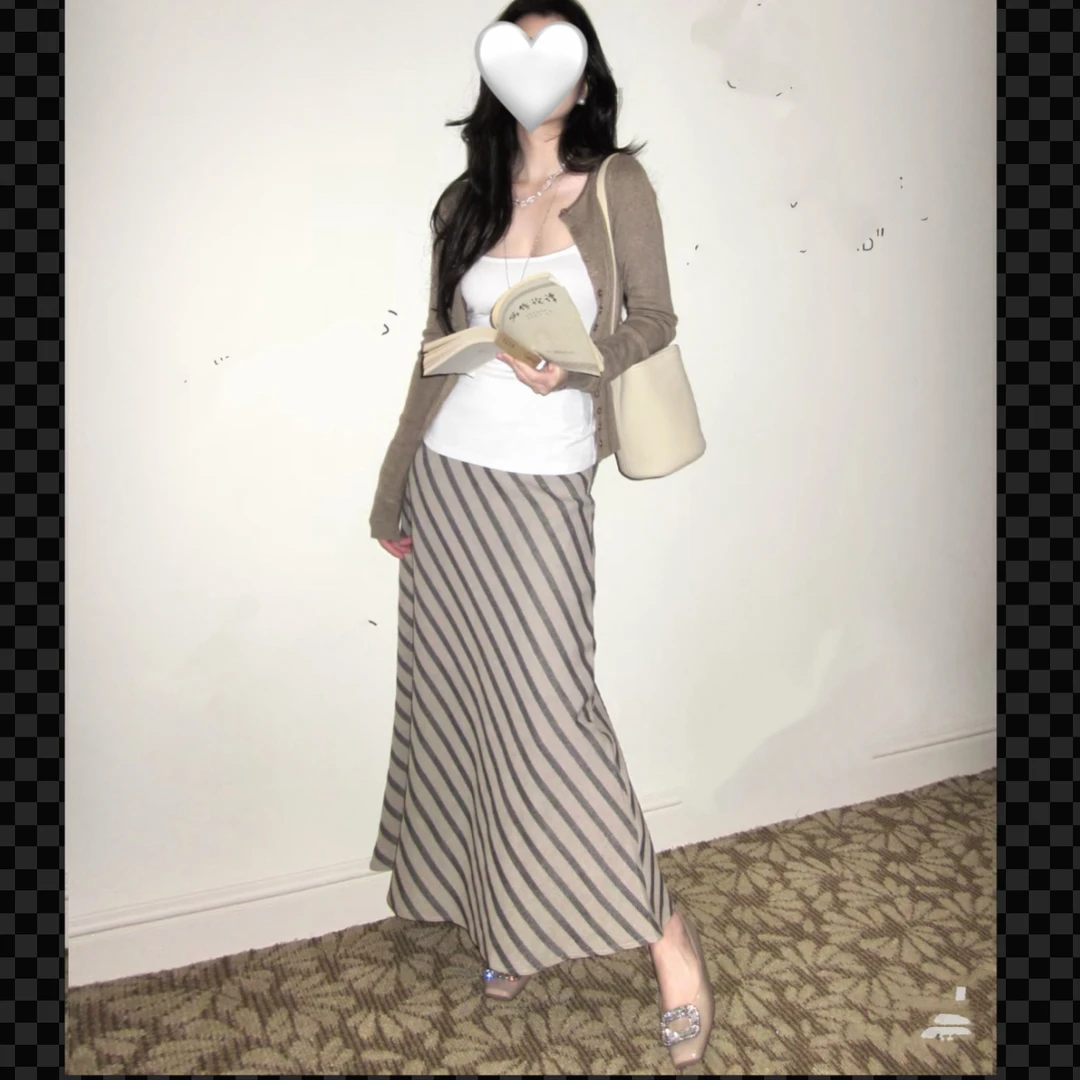 运补}韩系女主秋季穿搭修身排扣针织开衫吊带条纹半身裙气质套装