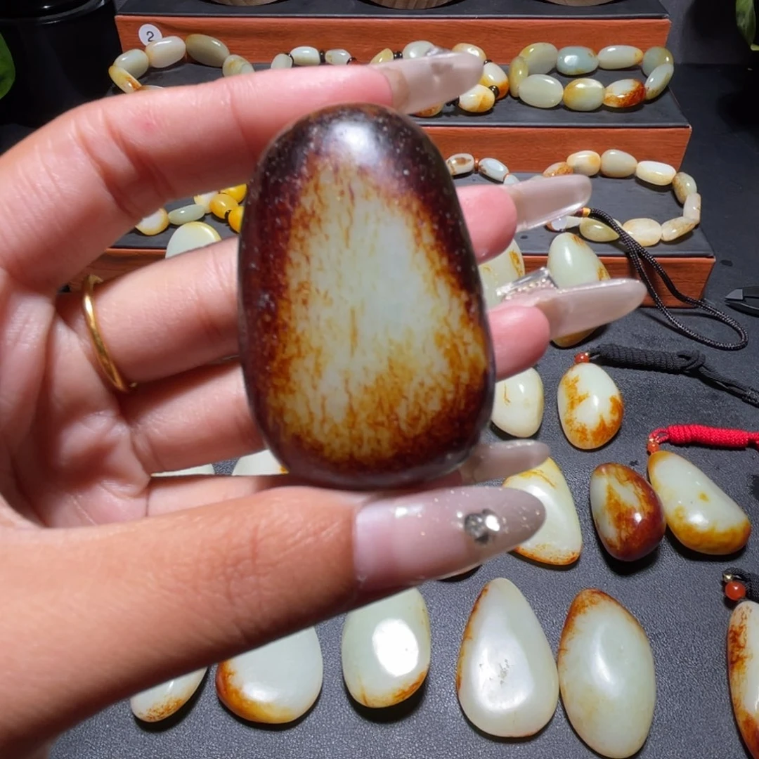 和田玉未镶嵌颈饰转*转