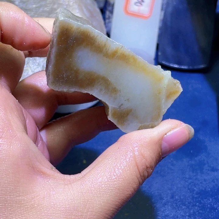 和田玉未镶嵌珠宝半成品