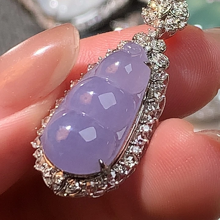 翡翠18K金镶嵌吊坠(不含链)紫豆