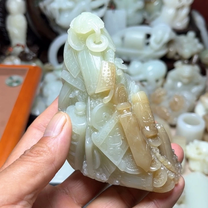 未镶嵌和田玉（糖玉）珠宝奇石