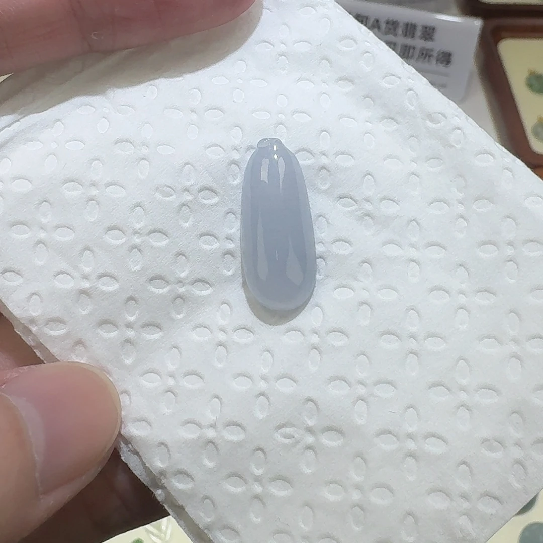 颈饰未镶嵌翡翠小瓜