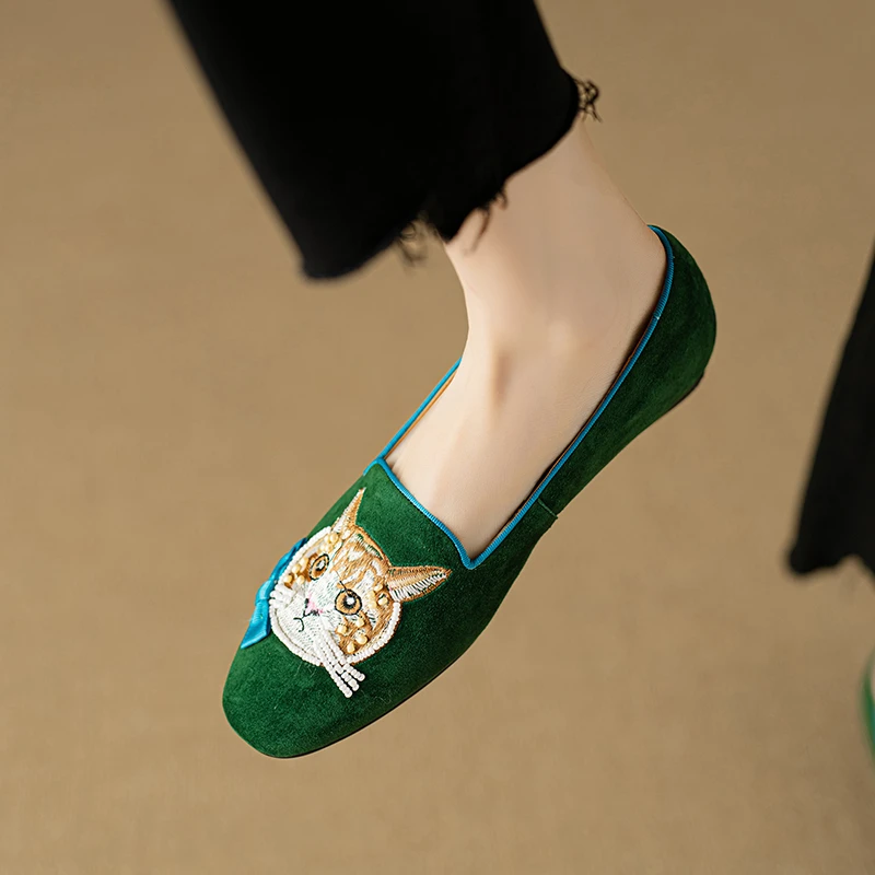 甜美刺绣串珠国风2025年新款平底单鞋软底乐福鞋卡通猫头豆豆鞋女