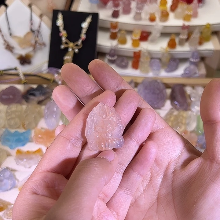 玛瑙/玉髓未镶嵌颈饰