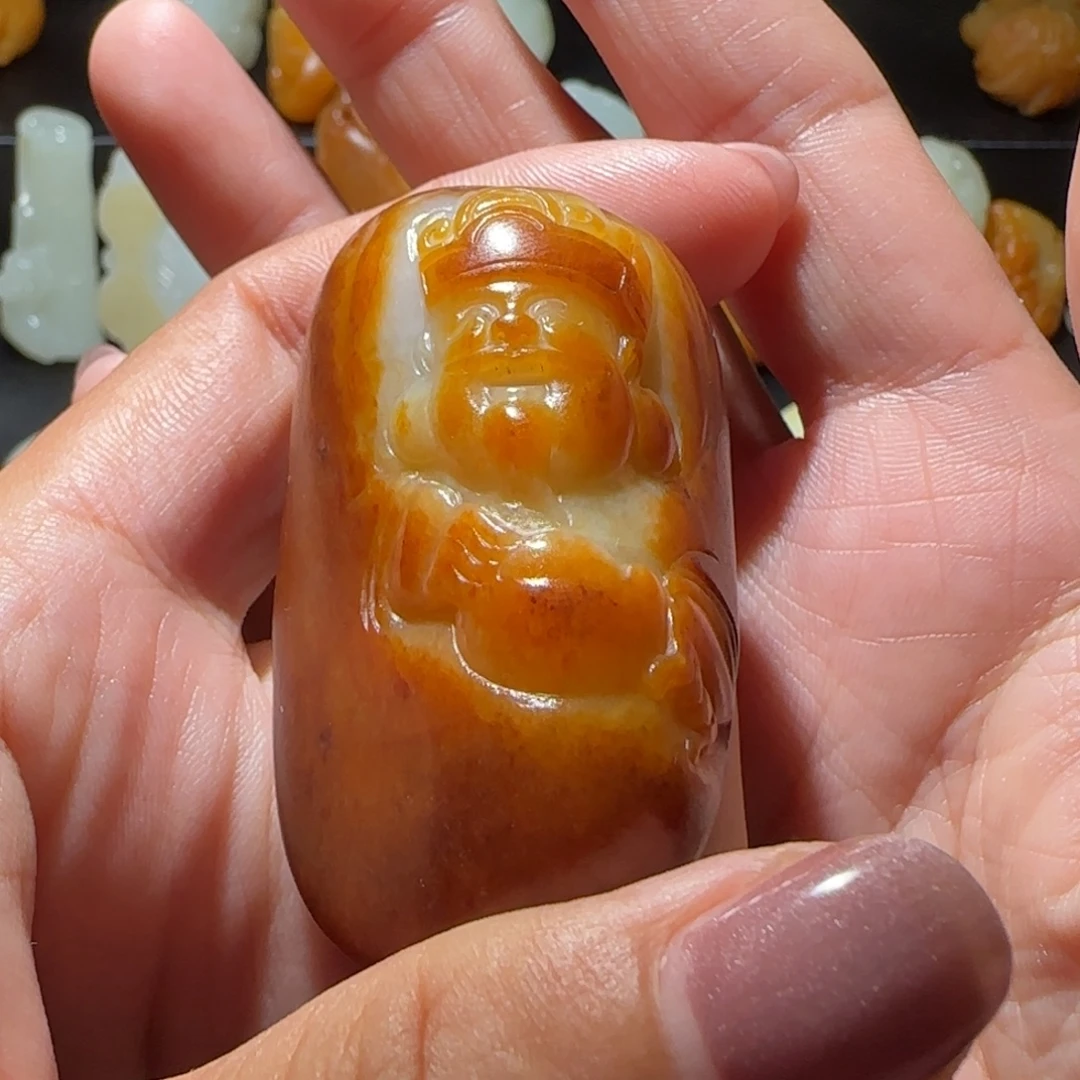 琦***和田玉未镶嵌颈饰