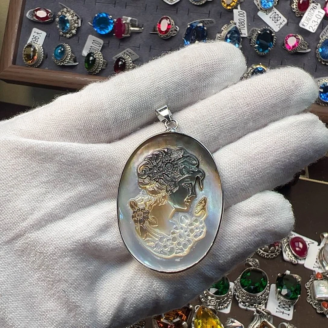 合金合金彩贝吊坠