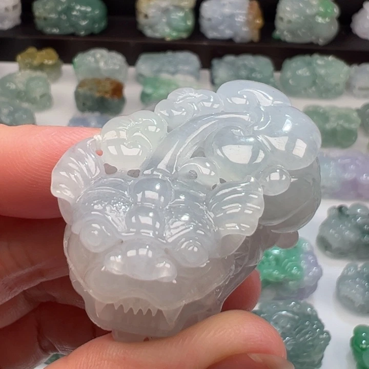 颈饰未镶嵌翡翠貔貅