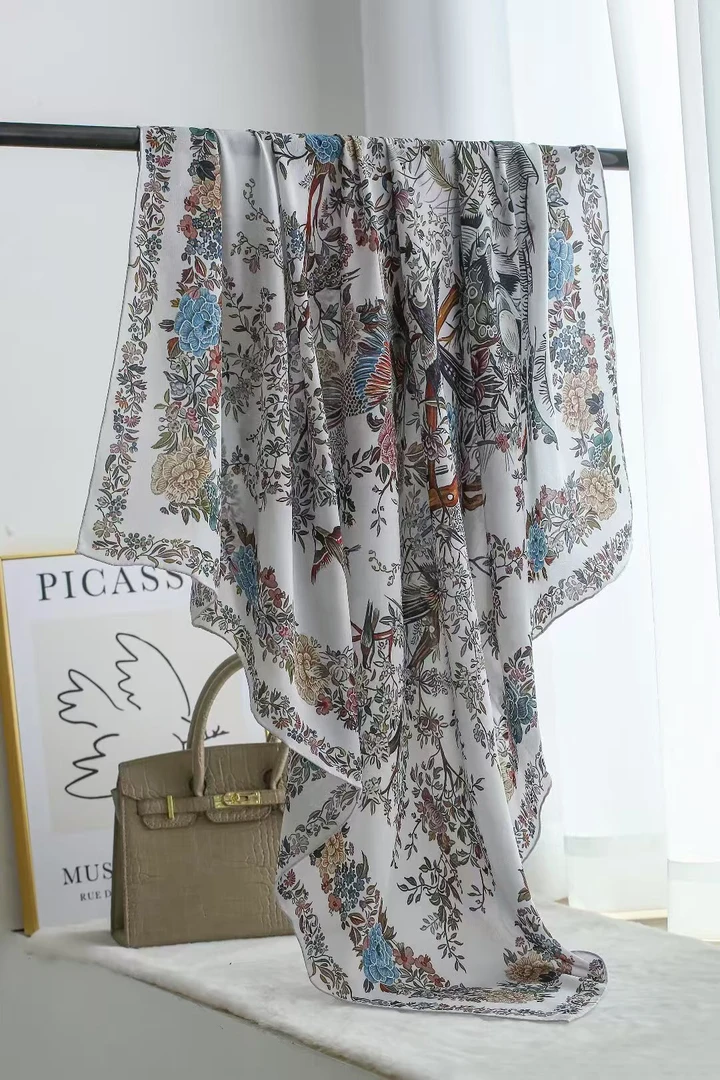 特价 【SZ30】宫丽108x108cm6A纯100桑蚕丝双绉大方巾时尚百搭女士