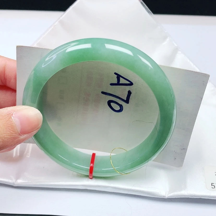 【闪购商品】翡翠手镯未镶嵌57.8圈