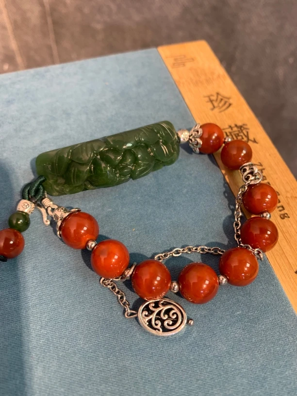 【青丝妙妙】天然和田玉碧玉莲花手牌显白显贵气