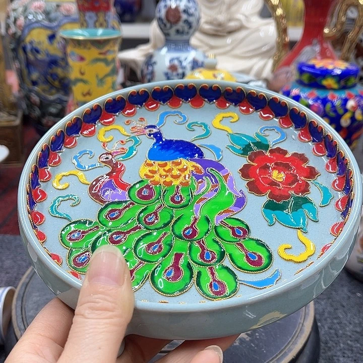 瓷片风格各异的餐厅