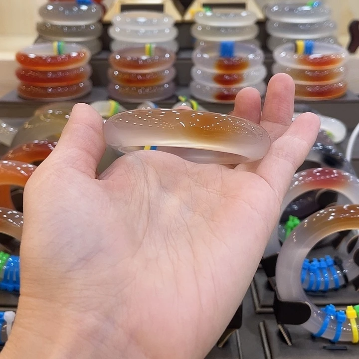 玛瑙/玉髓未镶嵌手镯18