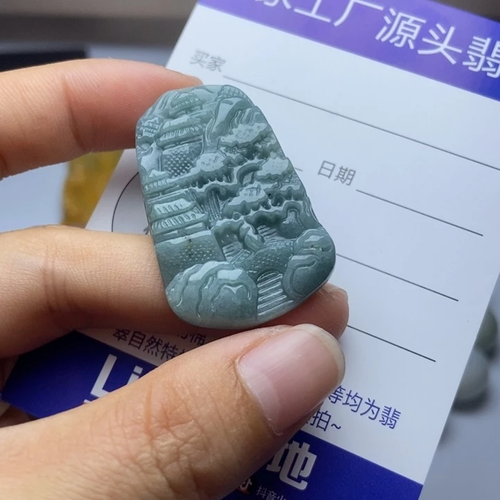 翡翠未镶嵌颈饰翡翠