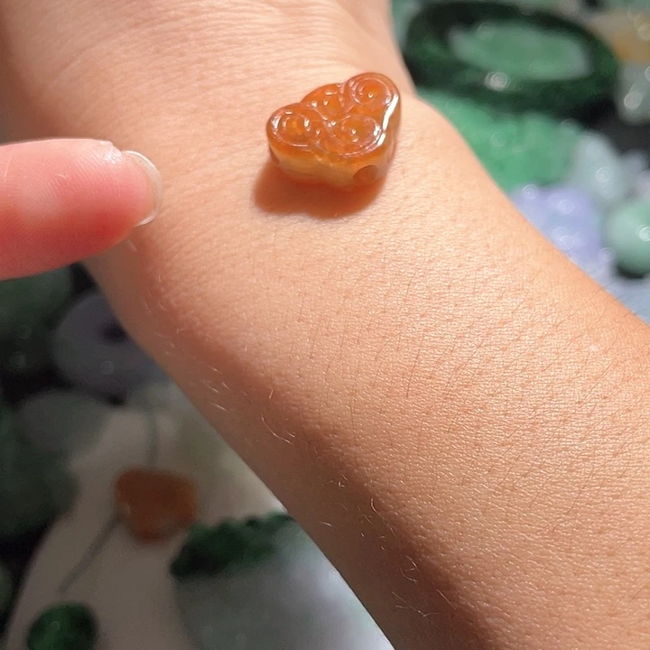 颈饰未镶嵌翡翠你**p天