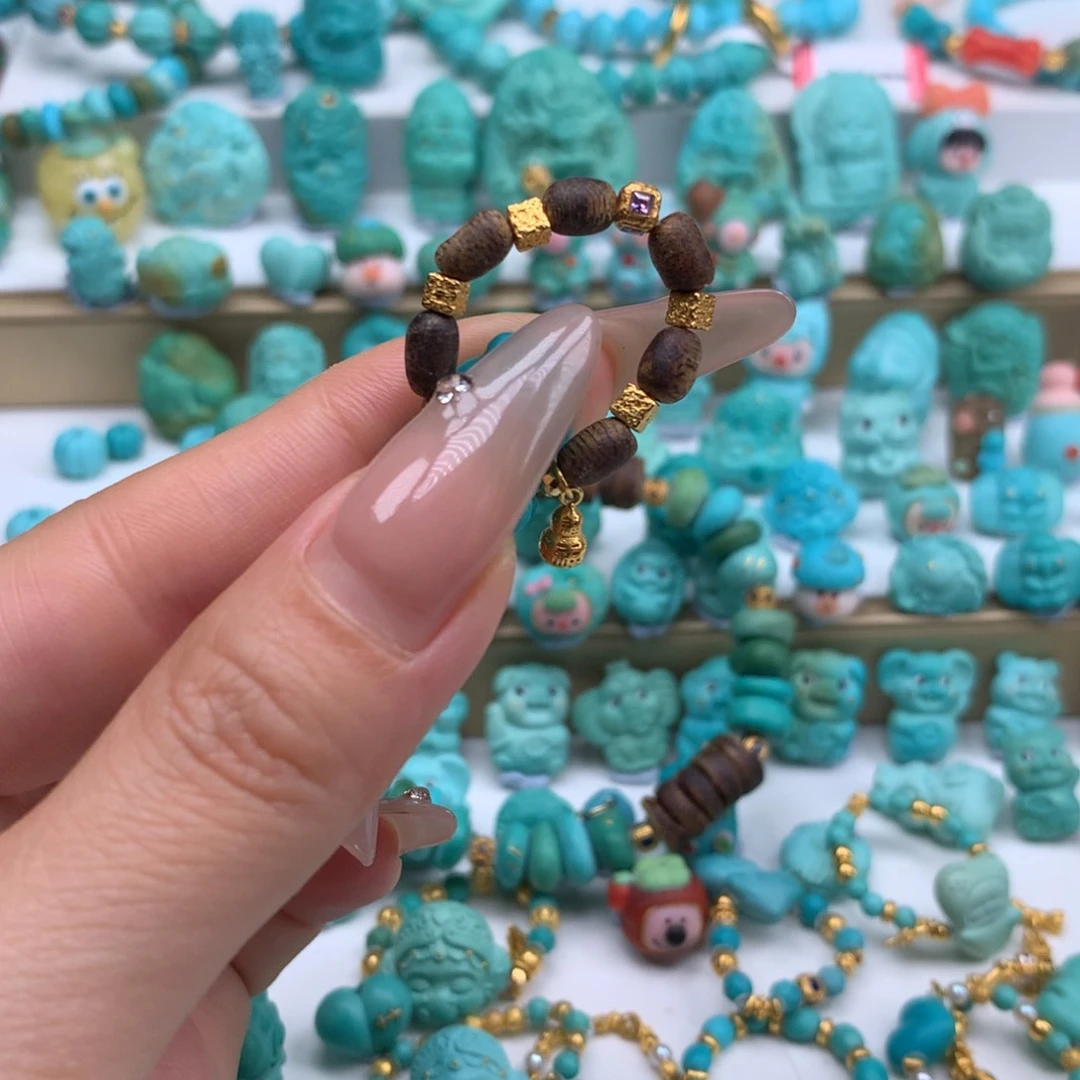 ****博绿松石18K金镶嵌挂件