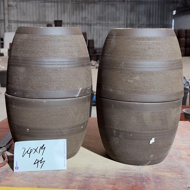 紫砂花盆手中制作112