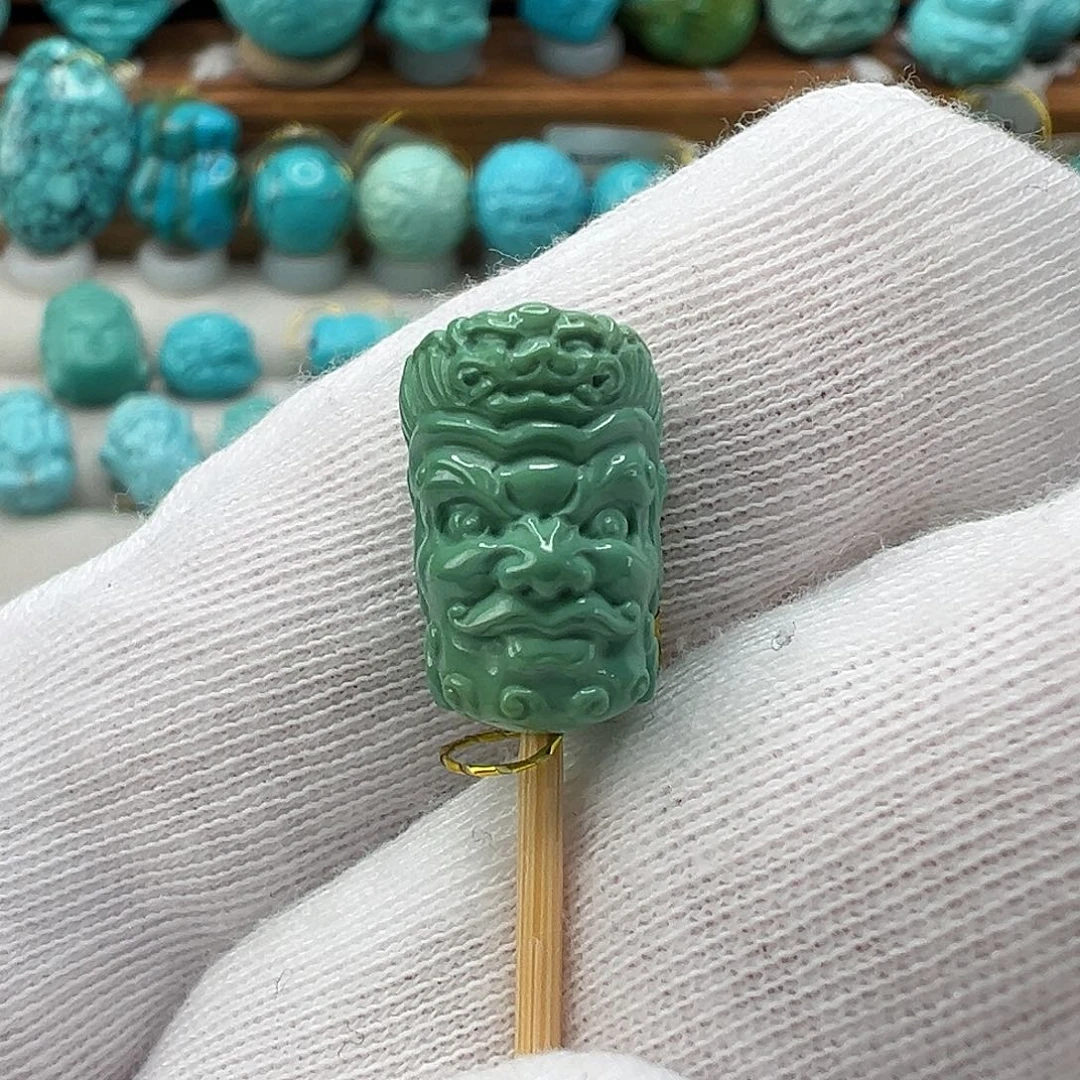 绿松石配饰未镶嵌