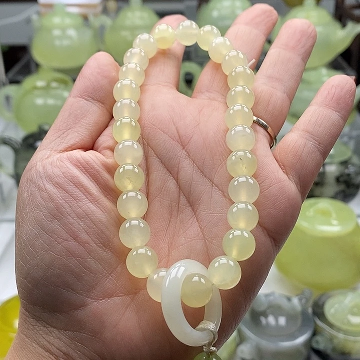 未镶嵌蛇纹石玉水杯