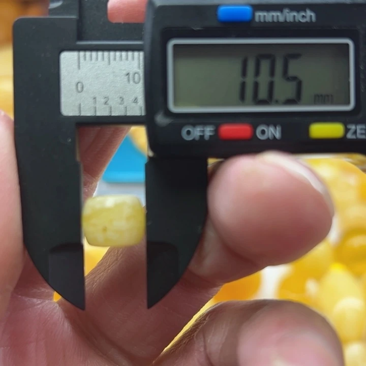 琥珀（矿物珀）裸石未镶嵌