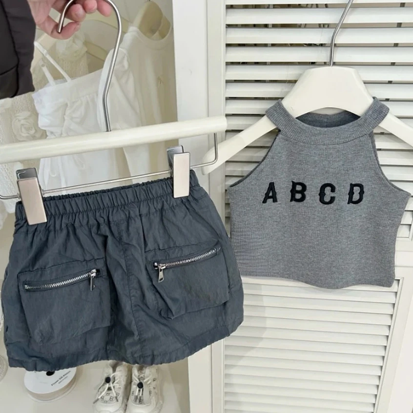 女童套装春夏灰色挂脖背心小吊带工装裤时髦洋气两件套500122