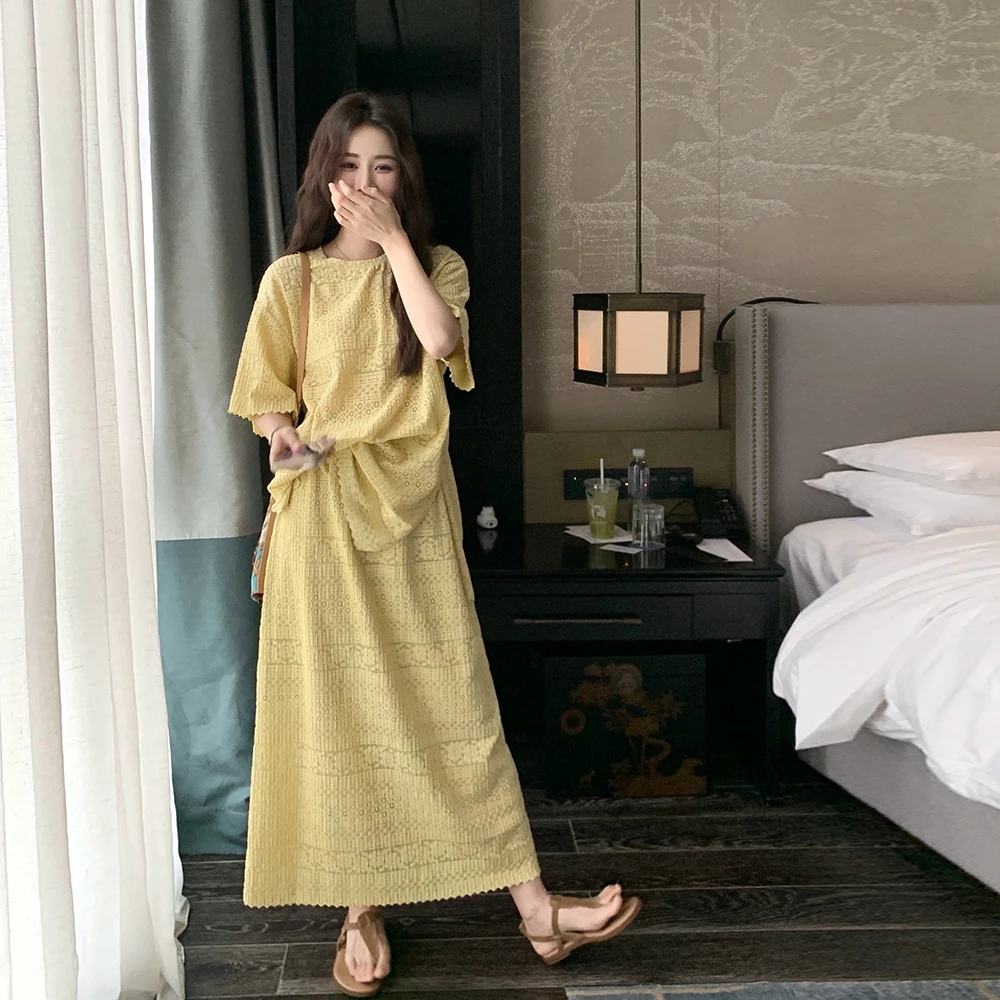超好看黄色蕾丝套装裙女2025夏季新款法式松弛感气质半身裙两件套