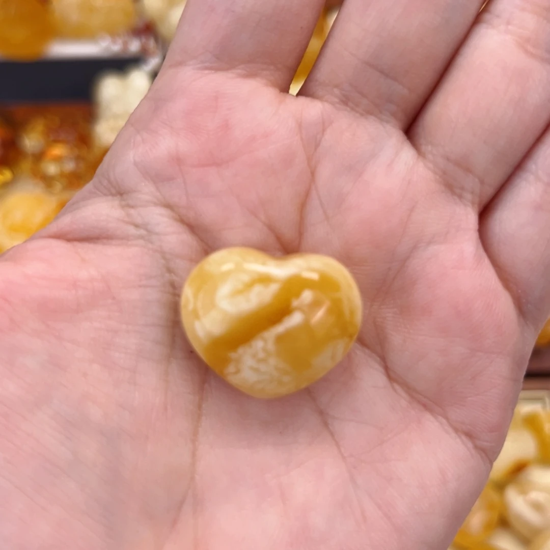 未镶嵌定制琥珀佳**、爱心