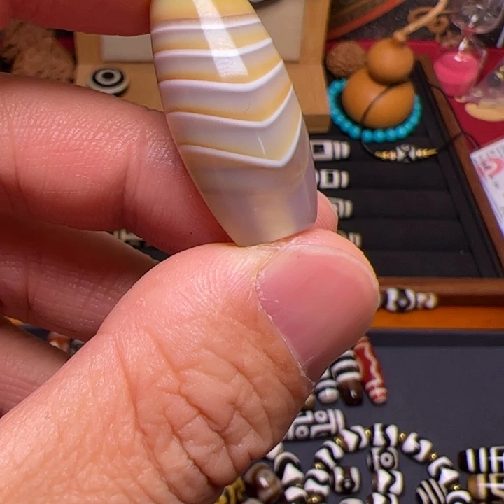 未镶嵌颈饰玛瑙/玉髓