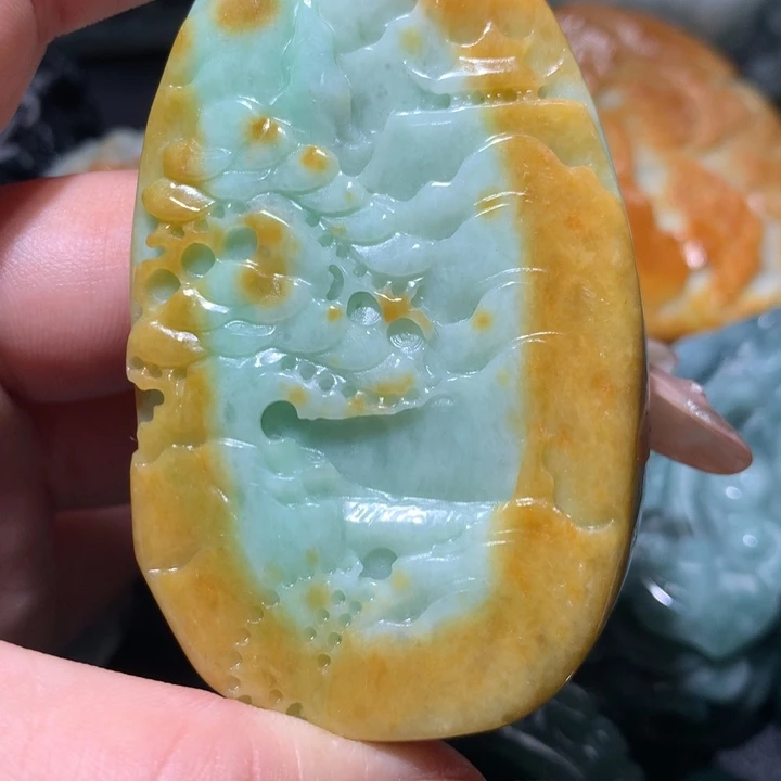 翡翠未镶嵌颈饰保真天然A货翡翠