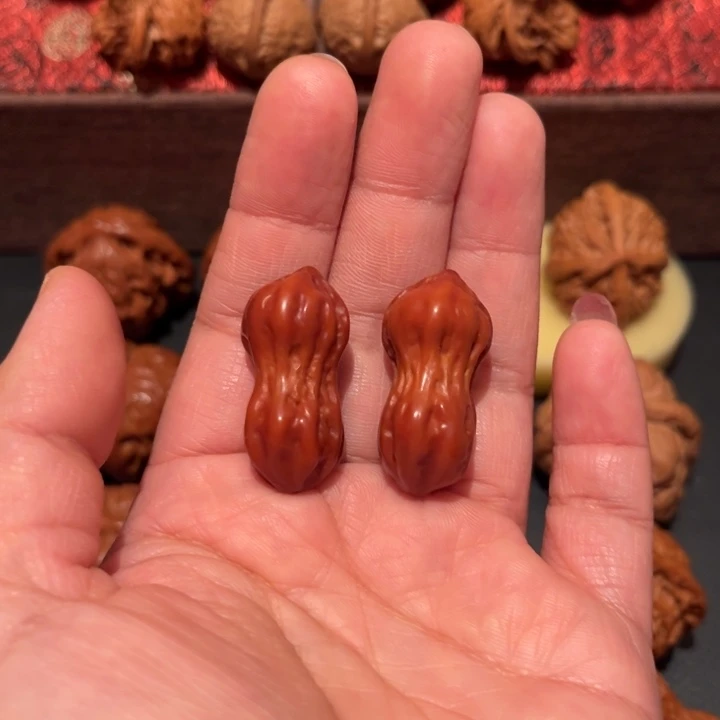 文玩核桃吊坠小花生