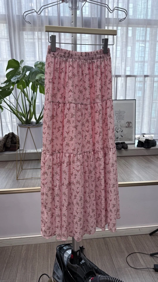 粉色小花松紧腰半身裙