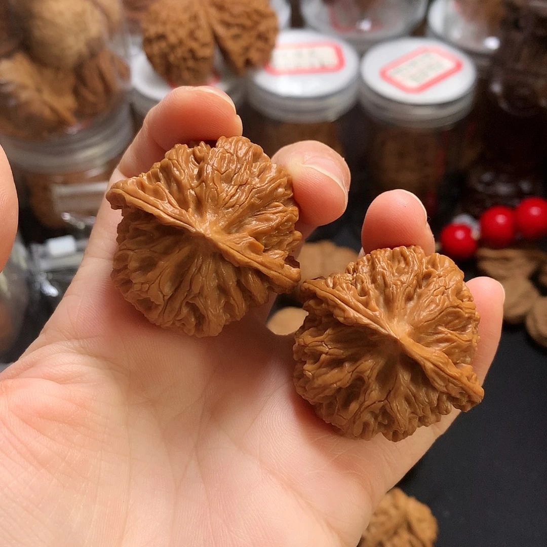 文玩核桃把件原桩苹果园41